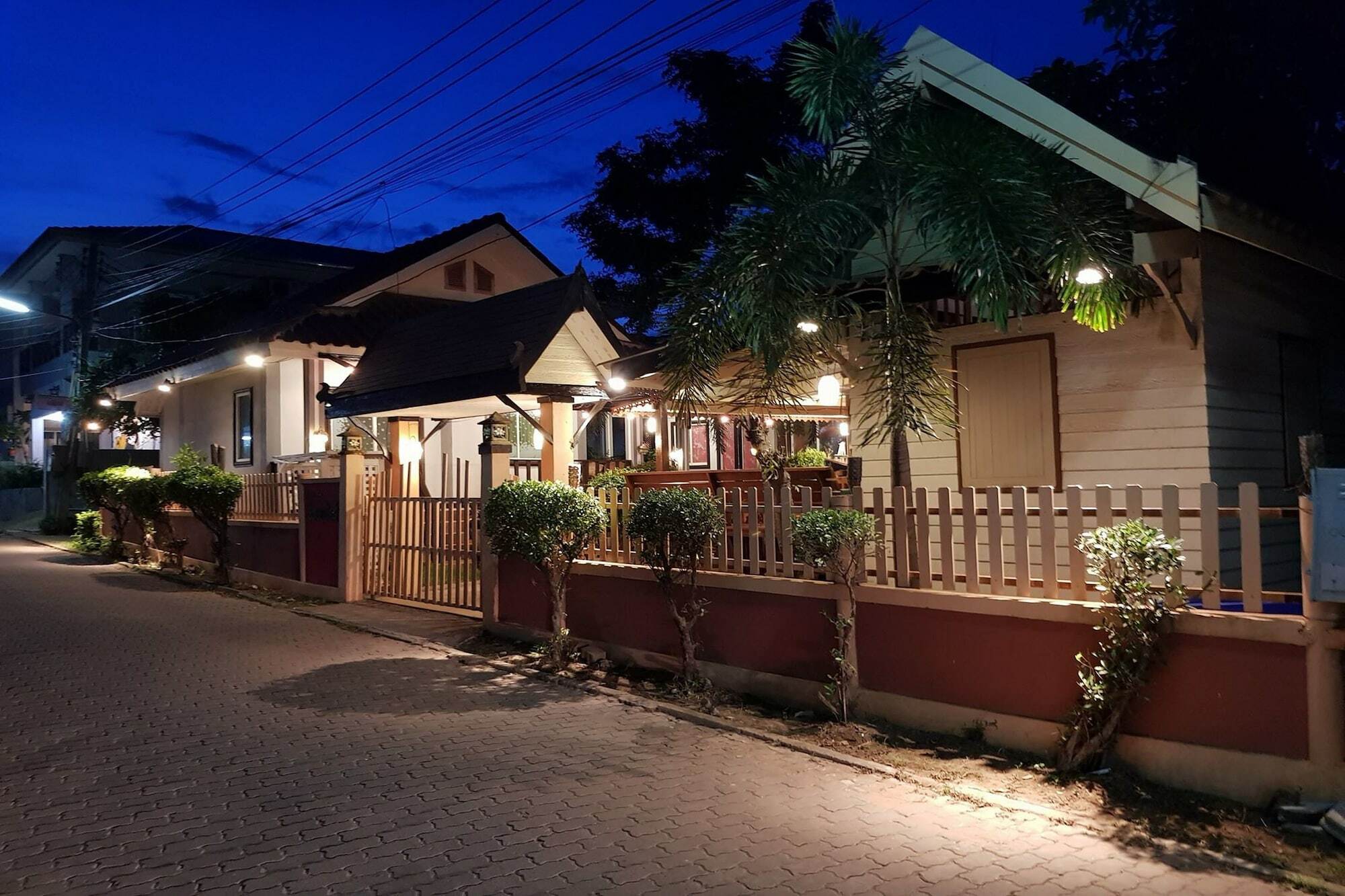 Thaihouse Ko Lan Exteriér fotografie